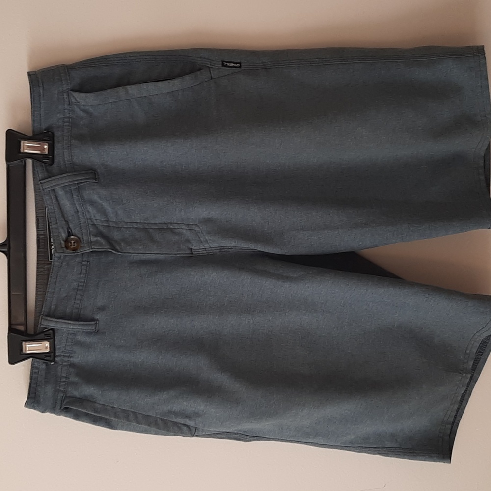 O'Neill Hybrid  Gray men’s shorts Size 30
